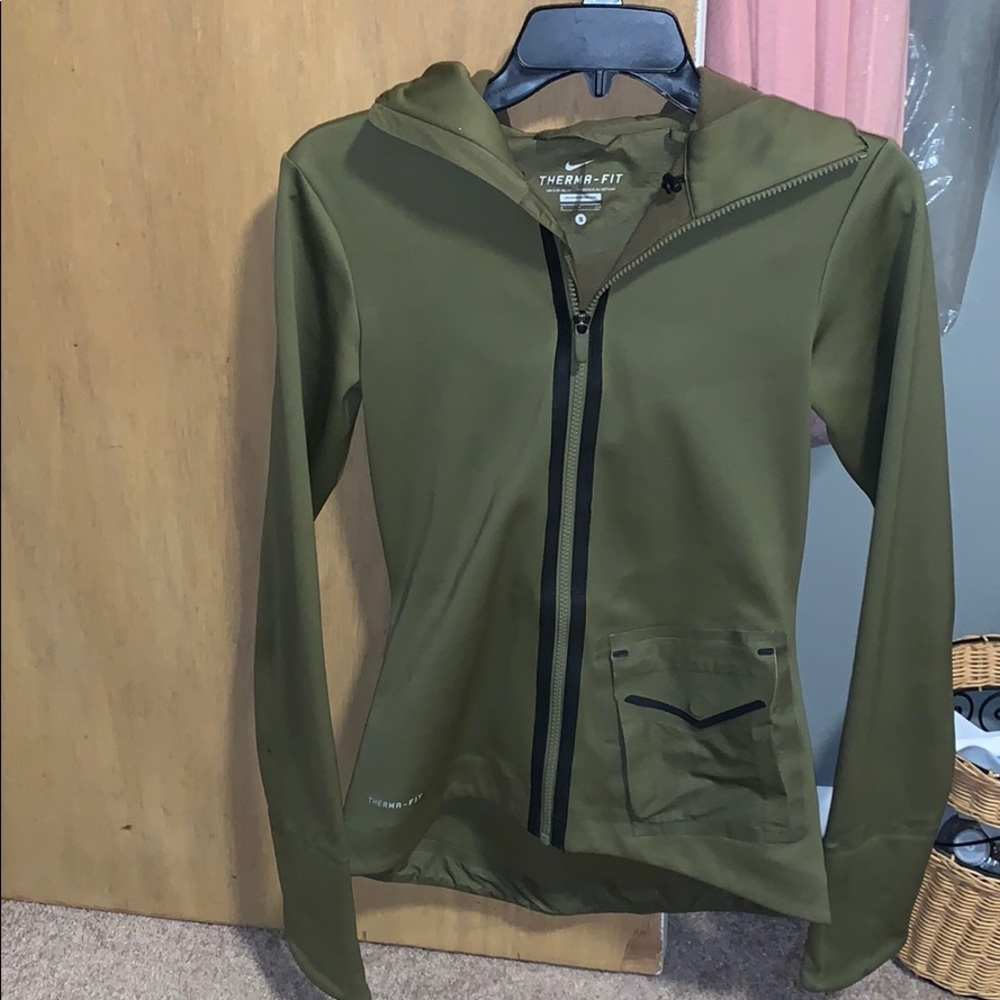 Nike thermafit jacket. Great condition